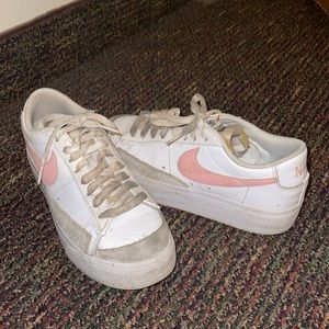 nike blazers pink